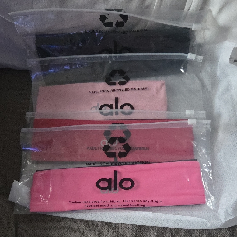 ALO Yoga Pink and Black Headbands 25 Each